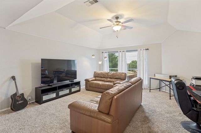 2456 Whispering Breeze Drive, Grand Prairie, TX 75050