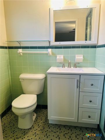 113 E Young Avenue, Temple, TX 76501