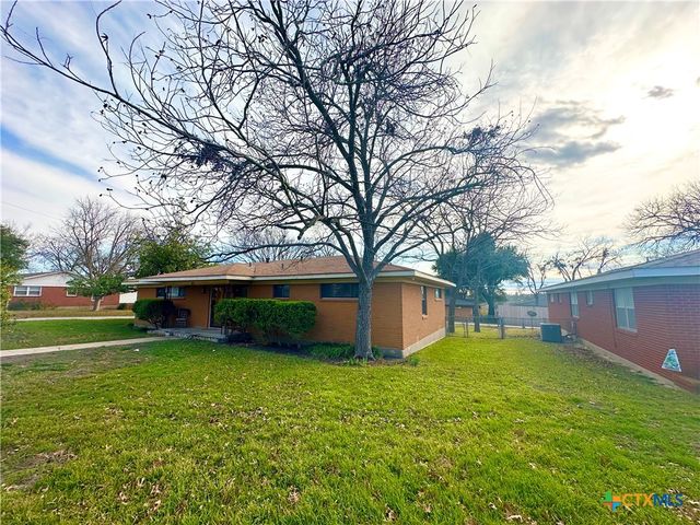 113 E Young Avenue, Temple, TX 76501