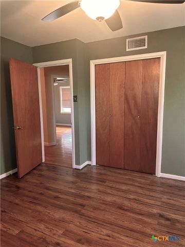 113 E Young Avenue, Temple, TX 76501