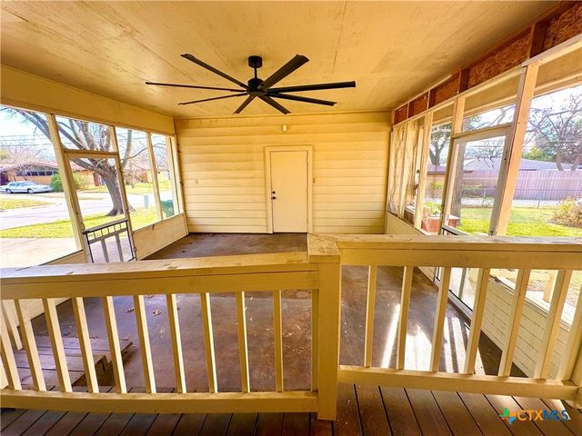 113 E Young Avenue, Temple, TX 76501