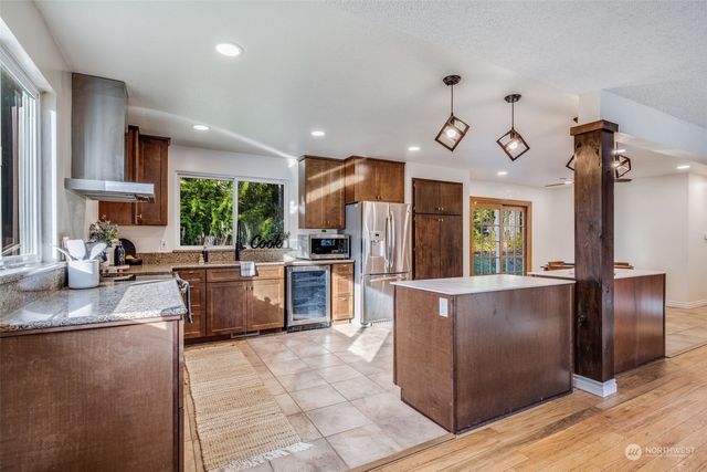 13387 Calico Place NW, Silverdale, WA 98383