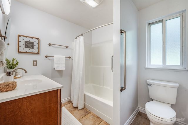 13387 Calico Place NW, Silverdale, WA 98383