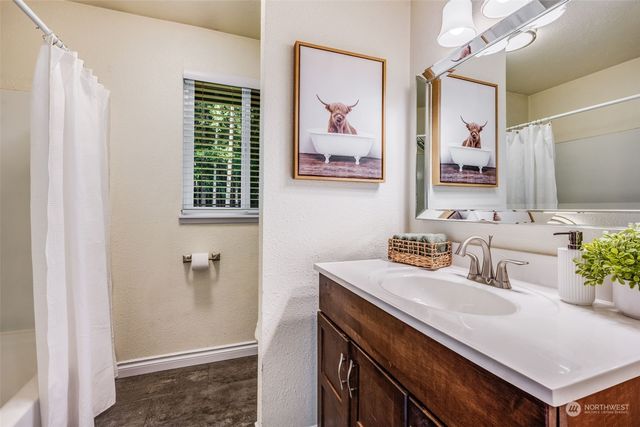 13387 Calico Place NW, Silverdale, WA 98383