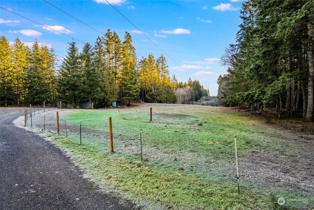 13387 Calico Place NW, Silverdale, WA 98383