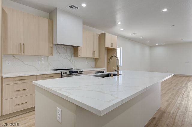 1871 South Manzanita Drive, Pahrump, NV 89048