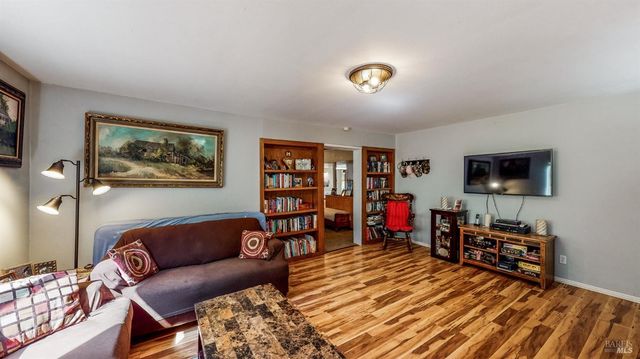 3240 Calistoga Rd, Santa Rosa, CA 95404