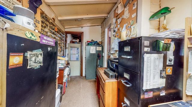 3240 Calistoga Rd, Santa Rosa, CA 95404