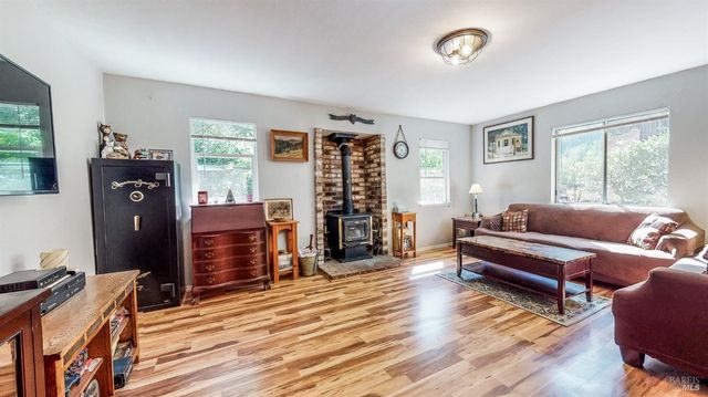 3240 Calistoga Rd, Santa Rosa, CA 95404