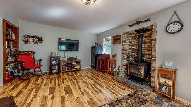 3240 Calistoga Rd, Santa Rosa, CA 95404