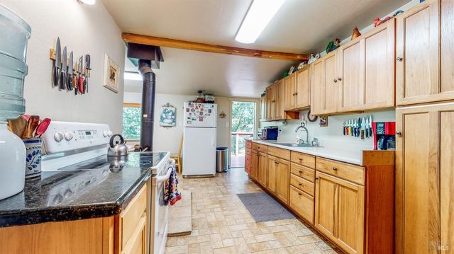 3240 Calistoga Rd, Santa Rosa, CA 95404