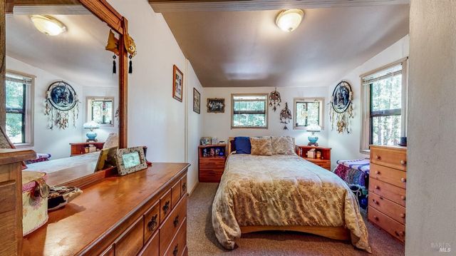 3240 Calistoga Rd, Santa Rosa, CA 95404