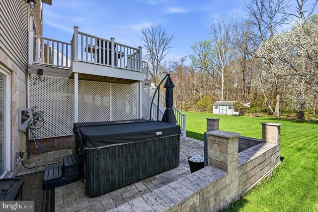 4305 RIDERS LN, Upper Chichester, PA 19061