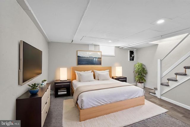 1339 PARK LN, Darby, PA 19023