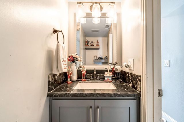 2372 Ironwood Way, Madera, CA 93637