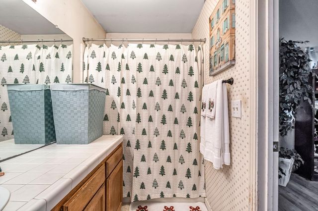 2372 Ironwood Way, Madera, CA 93637