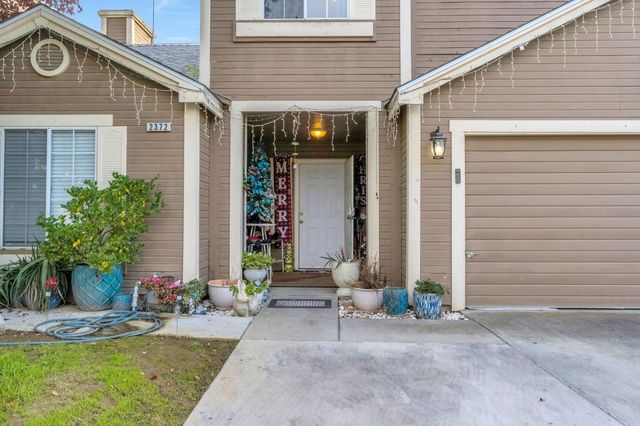 2372 Ironwood Way, Madera, CA 93637