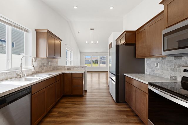 10326 W Salmonberry Rd, Cheney, WA 99004