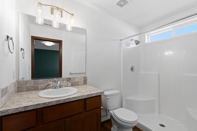 10326 W Salmonberry Rd, Cheney, WA 99004