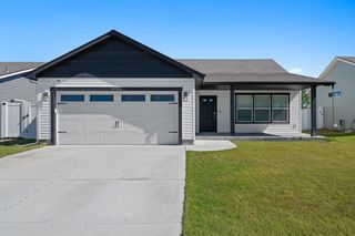 10326 W Salmonberry Rd, Cheney, WA 99004