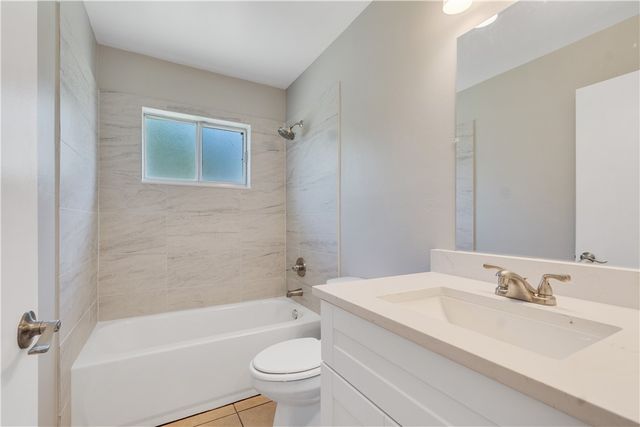 261 Mensh Avenue, Sebastian, FL 32958