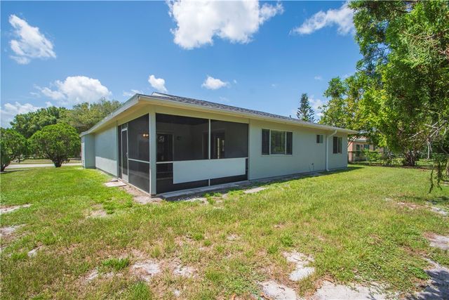 261 Mensh Avenue, Sebastian, FL 32958