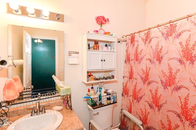 4727 Deacon Lane, Indianapolis, IN 46237