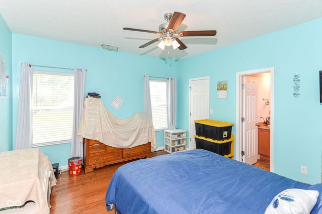 4727 Deacon Lane, Indianapolis, IN 46237