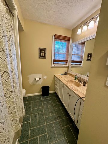 1538 Groggins Ferry Road, Nicholasville, KY 40356