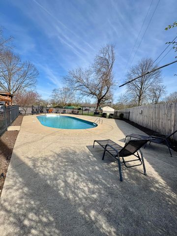 1538 Groggins Ferry Road, Nicholasville, KY 40356