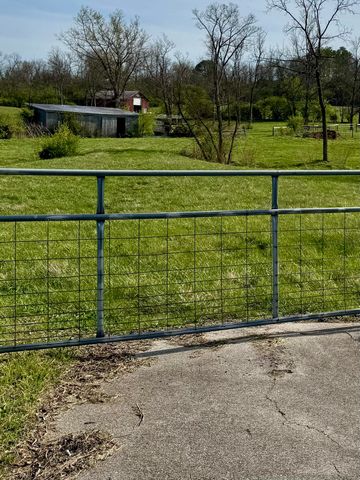 1538 Groggins Ferry Road, Nicholasville, KY 40356