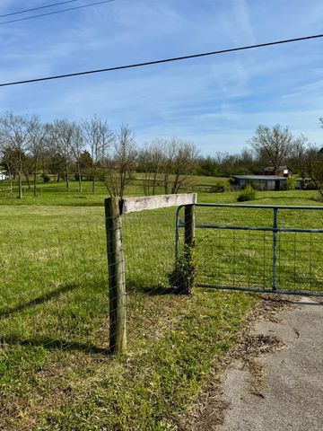 1538 Groggins Ferry Road, Nicholasville, KY 40356