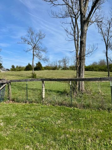 1538 Groggins Ferry Road, Nicholasville, KY 40356