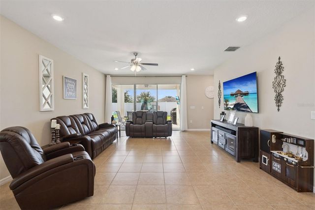 253 SPARROW HAWK DRIVE, Groveland, FL 34736