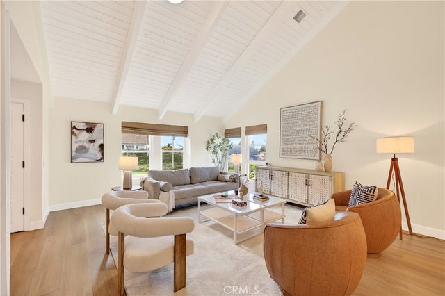 1070 S Road Runner, Anaheim, CA 92807