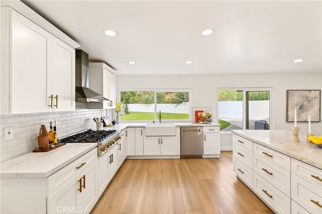 1070 S Road Runner, Anaheim, CA 92807