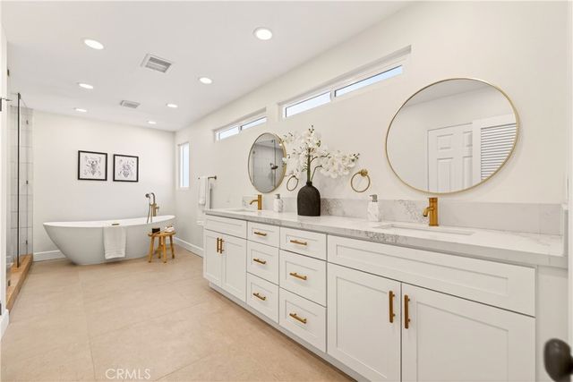 1070 S Road Runner, Anaheim, CA 92807