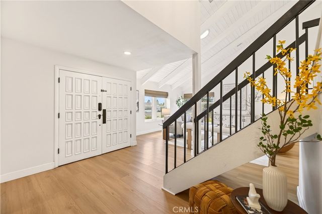 1070 S Road Runner, Anaheim, CA 92807