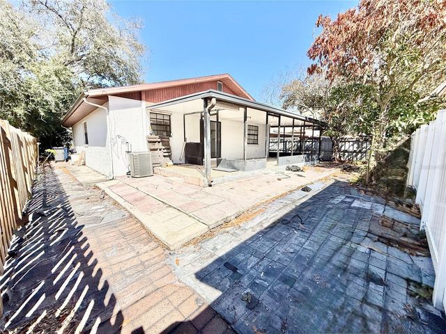 8336 JACKSON SPRINGS ROAD, Tampa, FL 33615