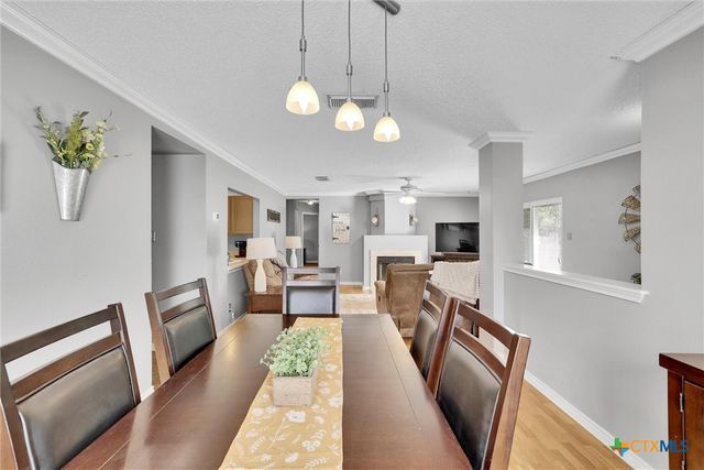 6747 Sunlit Pass Drive, San Antonio, TX 78239