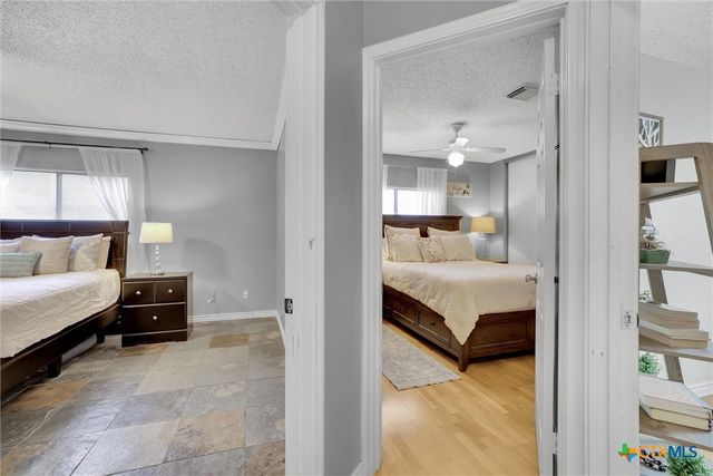 6747 Sunlit Pass Drive, San Antonio, TX 78239