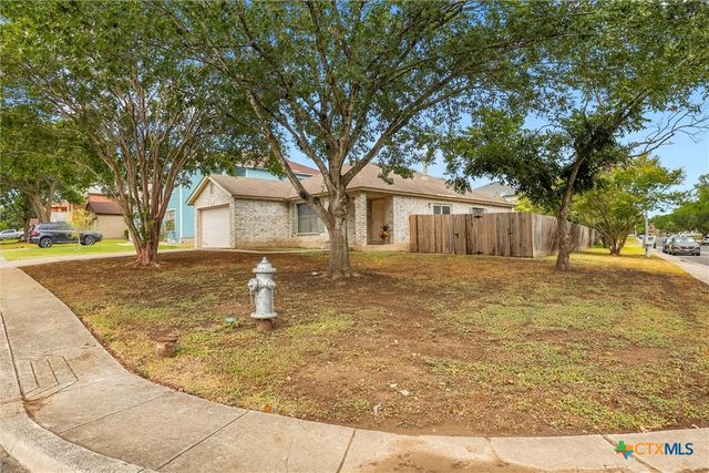 6747 Sunlit Pass Drive, San Antonio, TX 78239