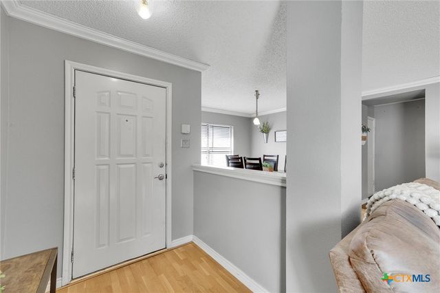 6747 Sunlit Pass Drive, San Antonio, TX 78239