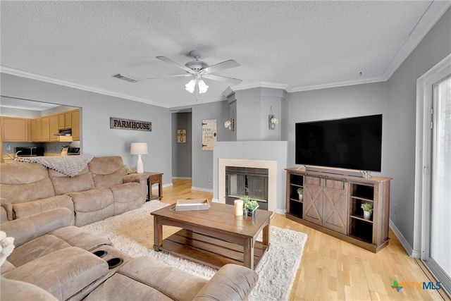 6747 Sunlit Pass Drive, San Antonio, TX 78239