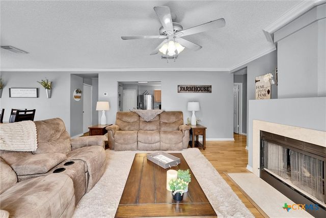 6747 Sunlit Pass Drive, San Antonio, TX 78239