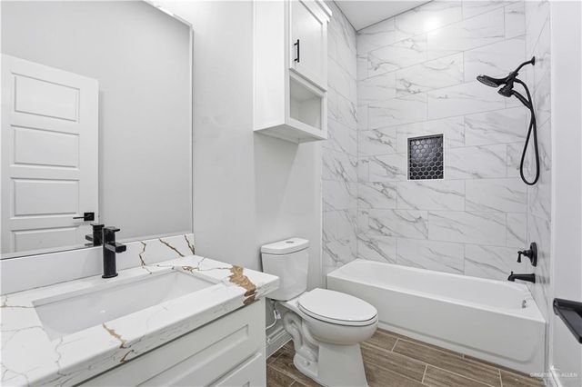 500 La Laguna Road, Mission, TX 78572