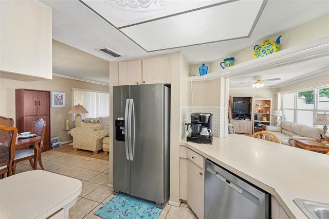 6388 21ST AVENUE N, St Petersburg, FL 33710