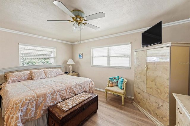 6388 21ST AVENUE N, St Petersburg, FL 33710