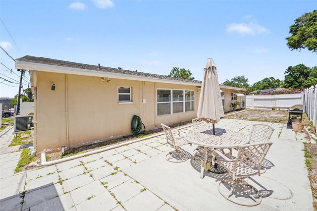 6388 21ST AVENUE N, St Petersburg, FL 33710