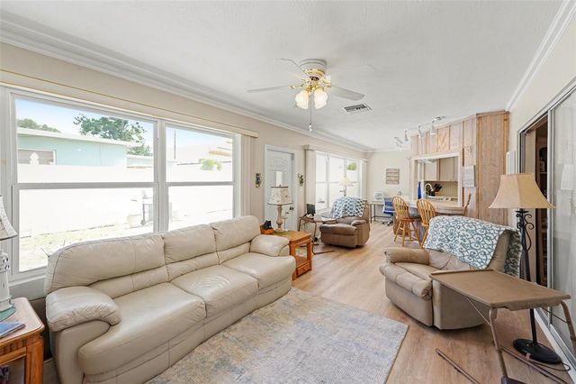 6388 21ST AVENUE N, St Petersburg, FL 33710